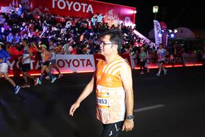 BIB: 
                            <button type="button" onclick="openModal(23006341)" class="btn btn-primary btn-sm float-right btn-popup" data-toggle="modal" data-target=".modal-high-quality">
                        <i class="fas fa-shopping-cart"></i> Add to Cart
                    </button>
                                            <button type="button" onclick="isThisMe(23006341, true)" class="btn btn-success btn-sm float-right btn-popup btn-isme hidden" data-toggle="tooltip" data-placement="bottom" title="นี่คือรูปของคุณใช่ไหม คลิกที่นี่เพื่อเอาเข้าอัลบั้ม">
                        <i class="fas fa-plus"></i> Add to album
                    </button>
                    <button type="button" onclick="isThisMe(23006341, false)" class="btn btn-warning btn-sm float-right btn-popup btn-isnotme hidden">
                        <i class="fas fa-ban"></i> Remove from album
                    </button>